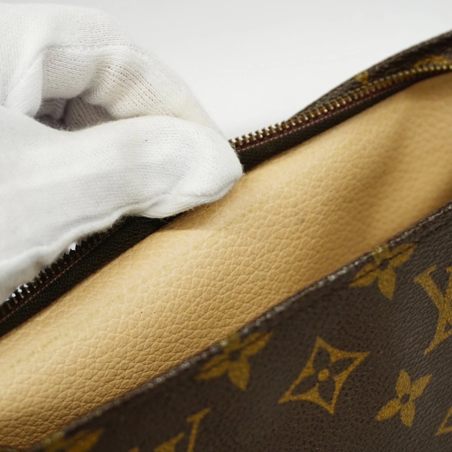 Louis Vuitton Monogram Toiletry Pouch 26 France Vintage