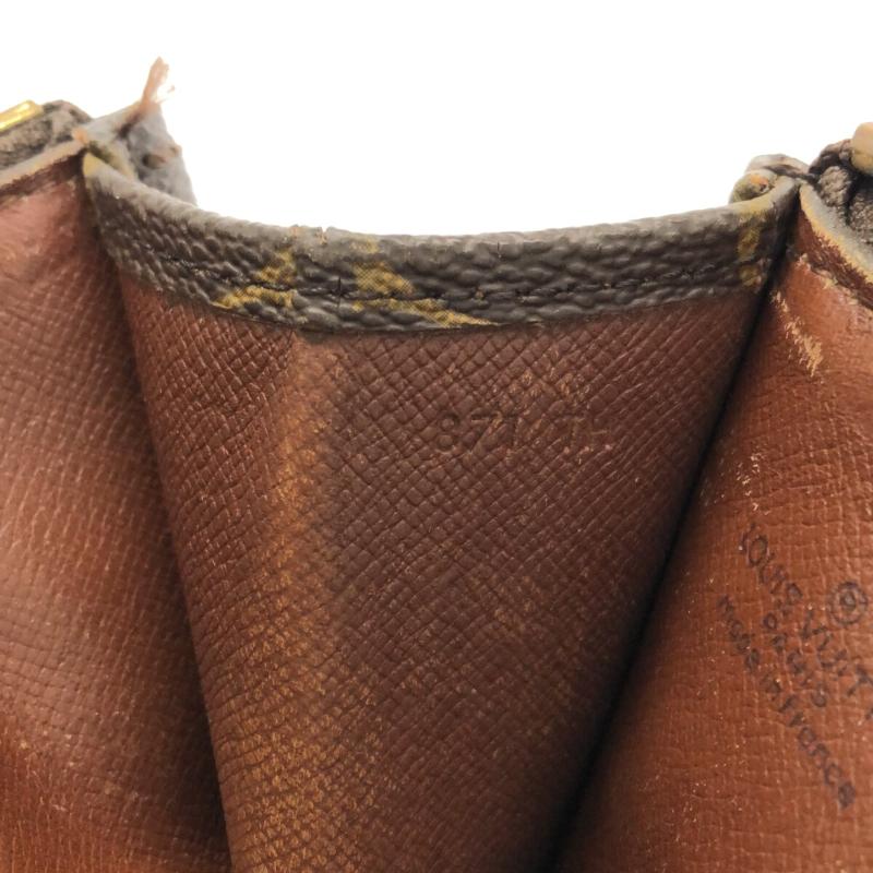 LOUIS VUITTON Monogram Poche Documents Portfolio Case