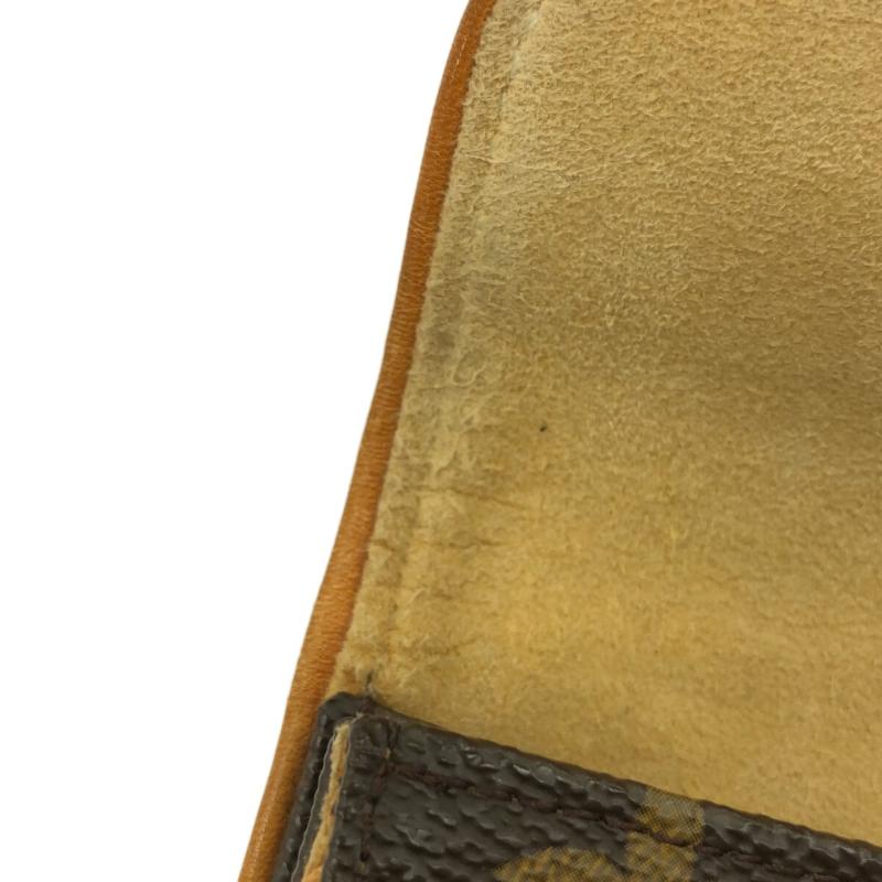 LOUIS VUITTON Monogram Pochette Florentine FL0080