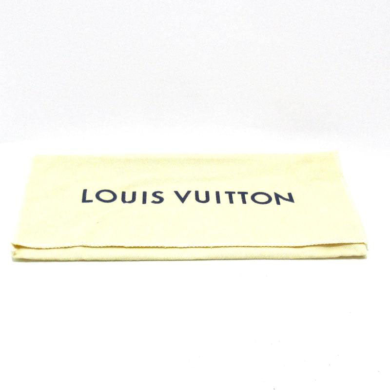 PRE-ORDER LOUIS VUITTON Damier Azur Sunglasses Case SF1169