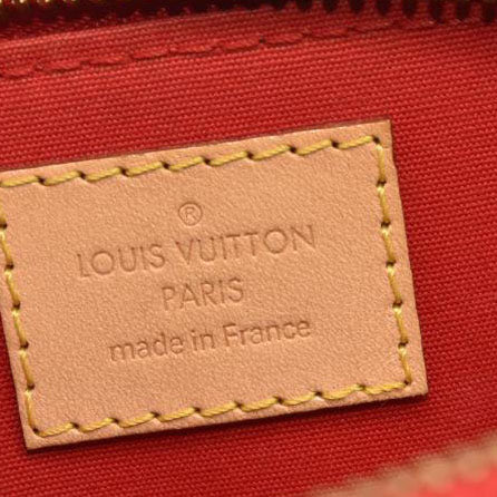 LOUIS VUITTON Vernis Alma BB Pomme D'Amour