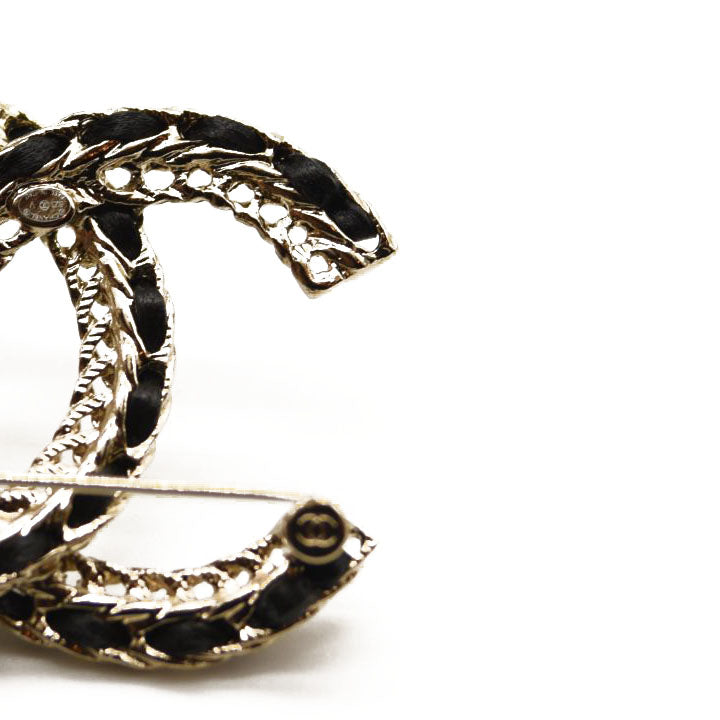 CHANEL Lambskin Chain CC Brooch Black Gold