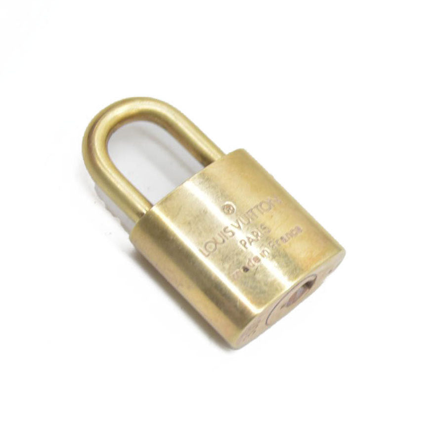 AUCTION Louis Vuitton Brass Lock and Key Set #328