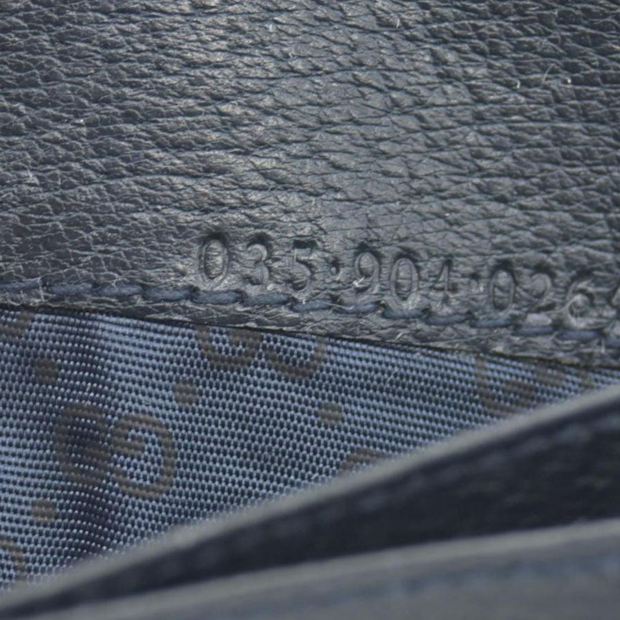 $780 Gucci GG Supreme French Purse CONSIGNMENT