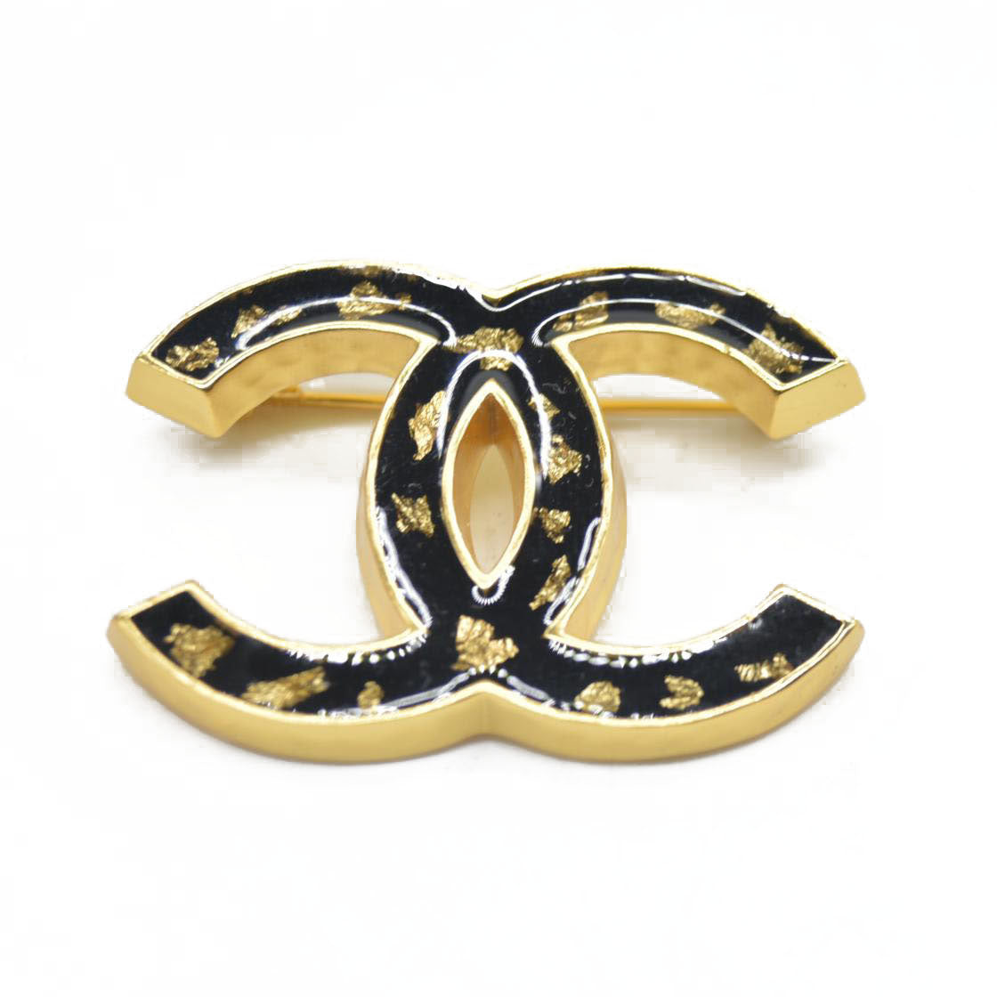 $995 Chanel Cruise 2023 Resin CC Logo Brooch