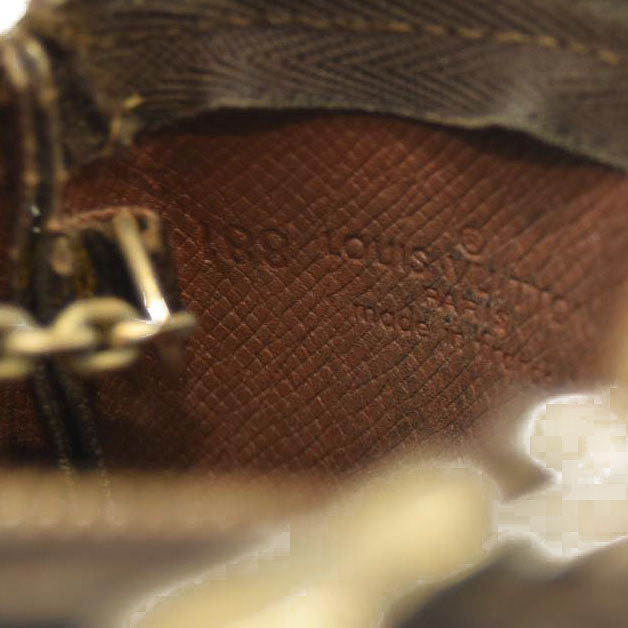 Louis Vuitton Monogram Key Pouch 881ET