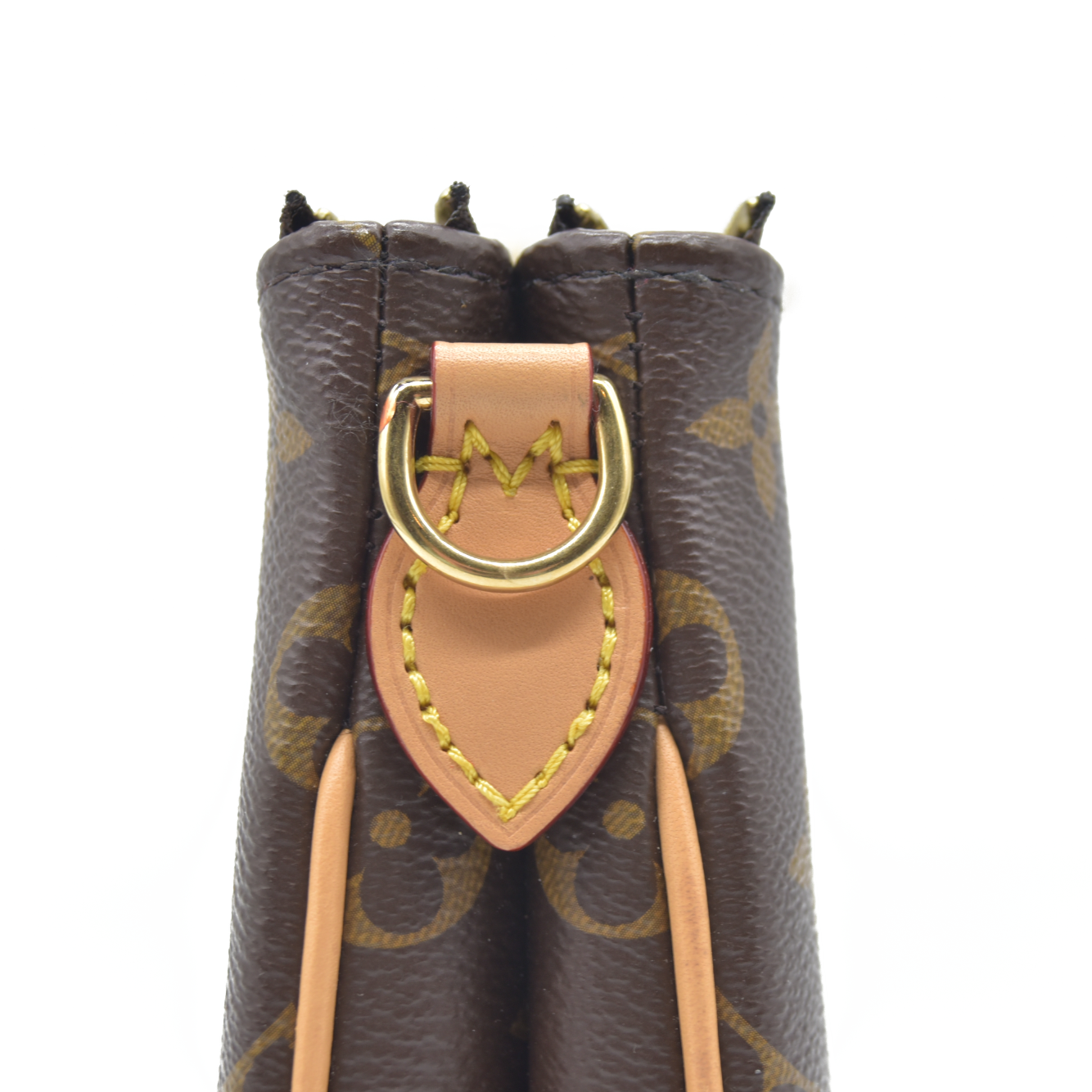 $1890 Louis Vuitton Monogram Liv Pochette RFID