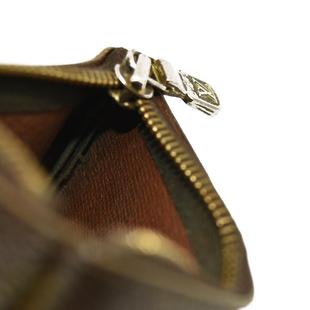 Louis Vuitton Monogram Key Pouch 0990ET