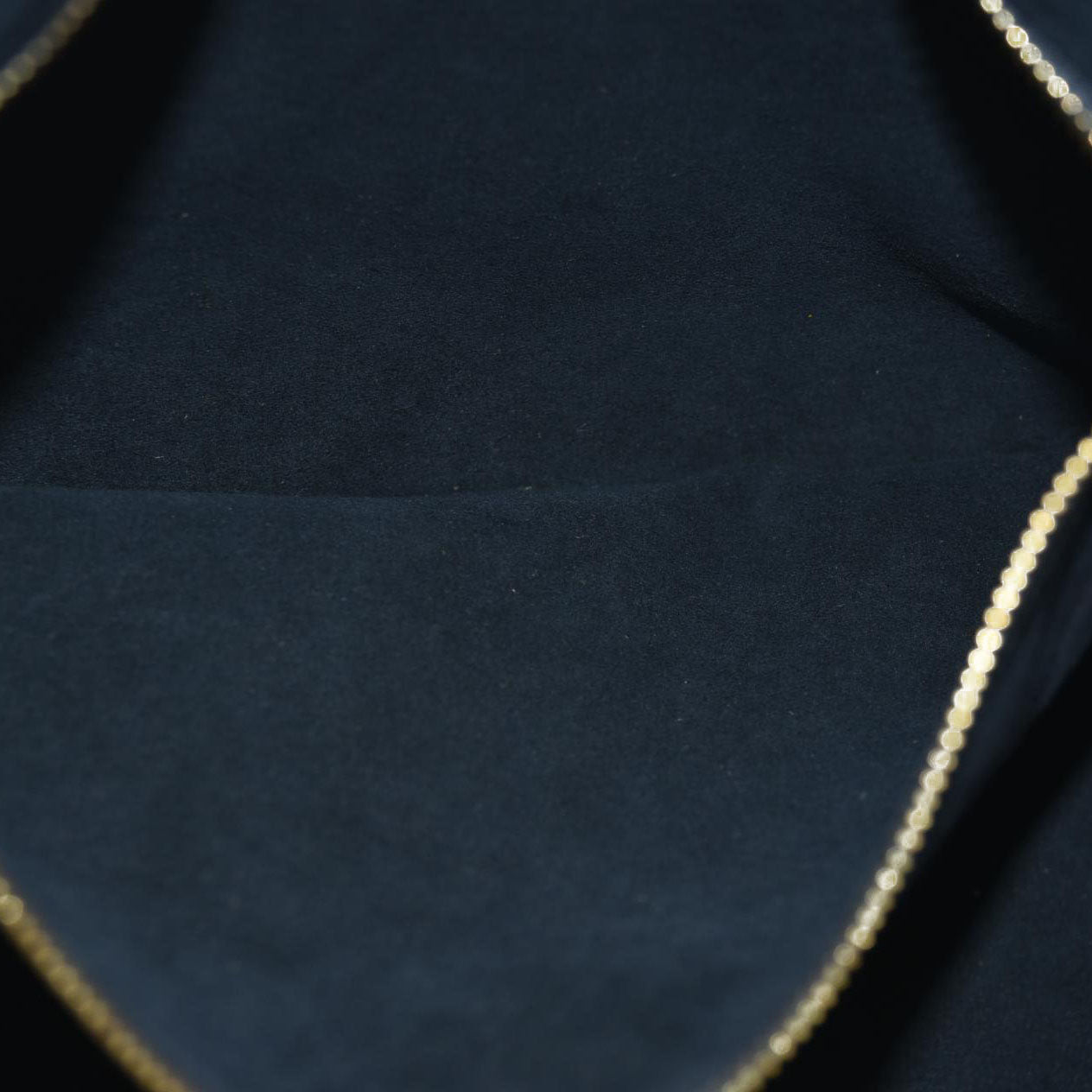 LOUIS VUITTON Empreinte Monogram Giant Neverfull MM Black