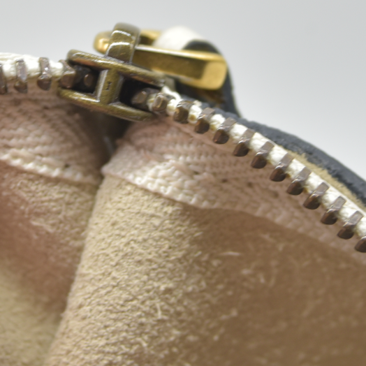 $1980 Gucci Calfskin Logo Drawstring Backpack Mystic White