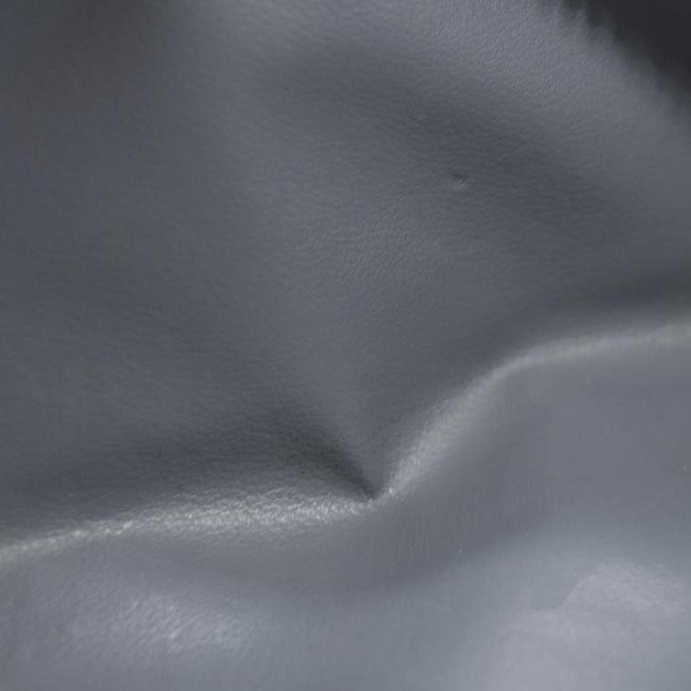 AUCTION $985 Louis Vuitton Taiga Zippy Organizer Wallet Glacier