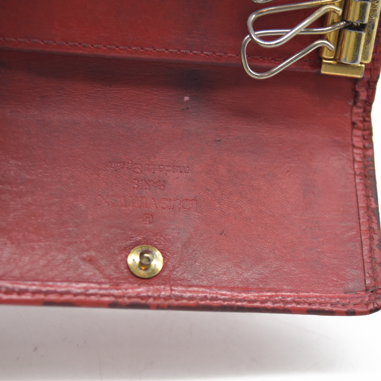 AUCTION $320 Louis Vuitton Epi Multicles Leather 4 Ring Key Case Red CA0973