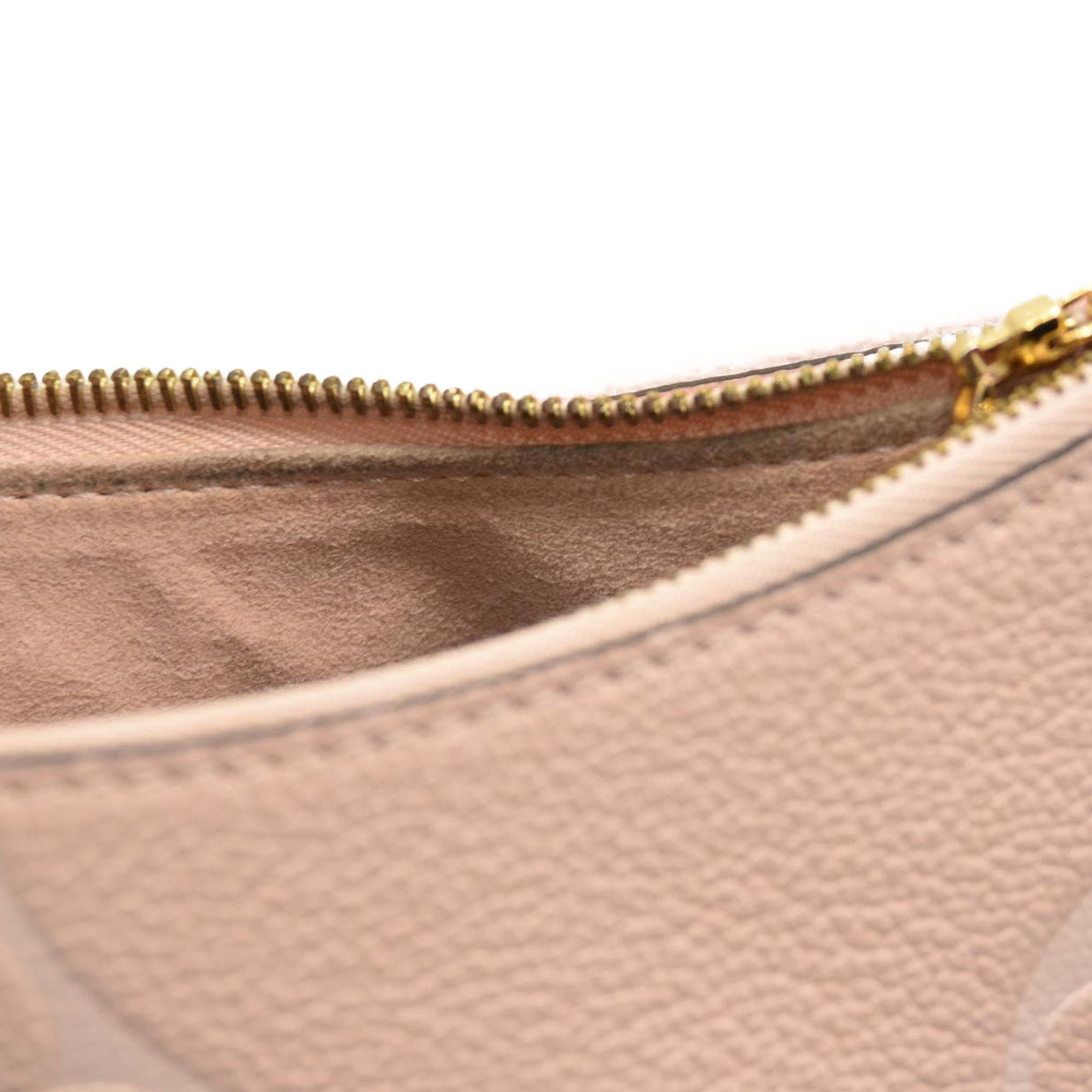 Louis Vuitton Empreinte Monogram Giant By The Pool Marshmallow Hobo PM Bouton De Rose SN0221