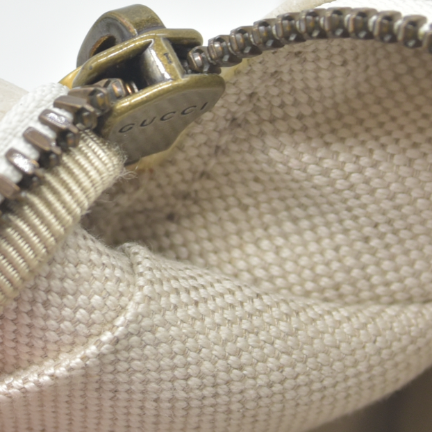 Gucci Grained Calfskin Small Logo Belt Bag White CONSIGNMENT