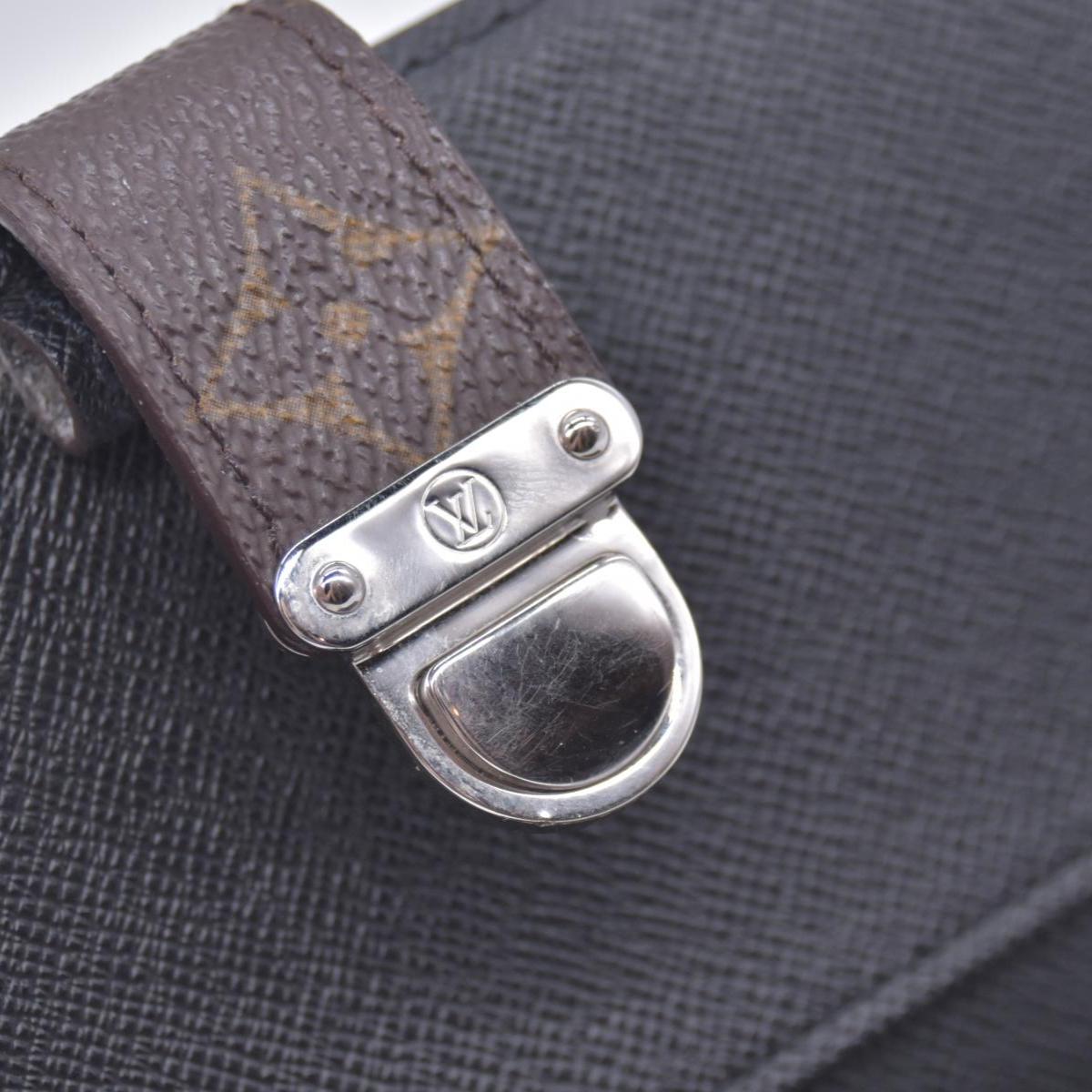 $650 2005 LOUIS VUITTON Monogram Agenda Koala PM Silver CA0065