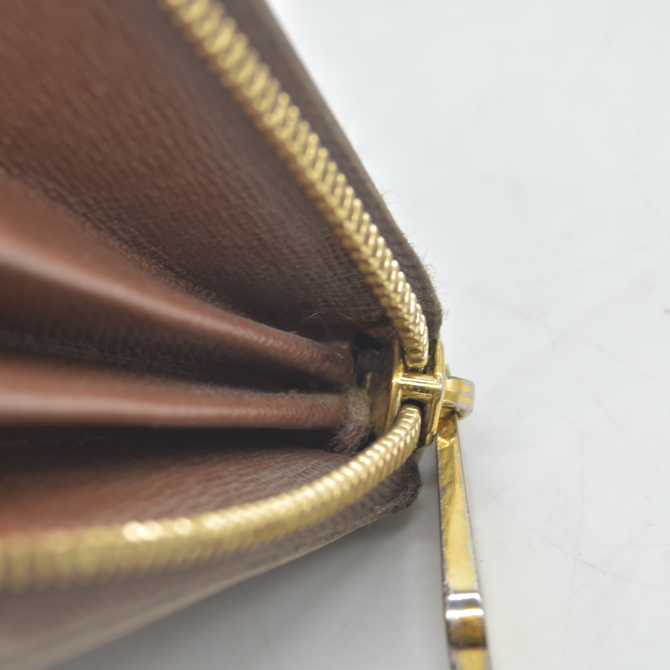 $915 Louis Vuitton Monogram Zippy Zip Around Long Wallet Purse Brown SP5017