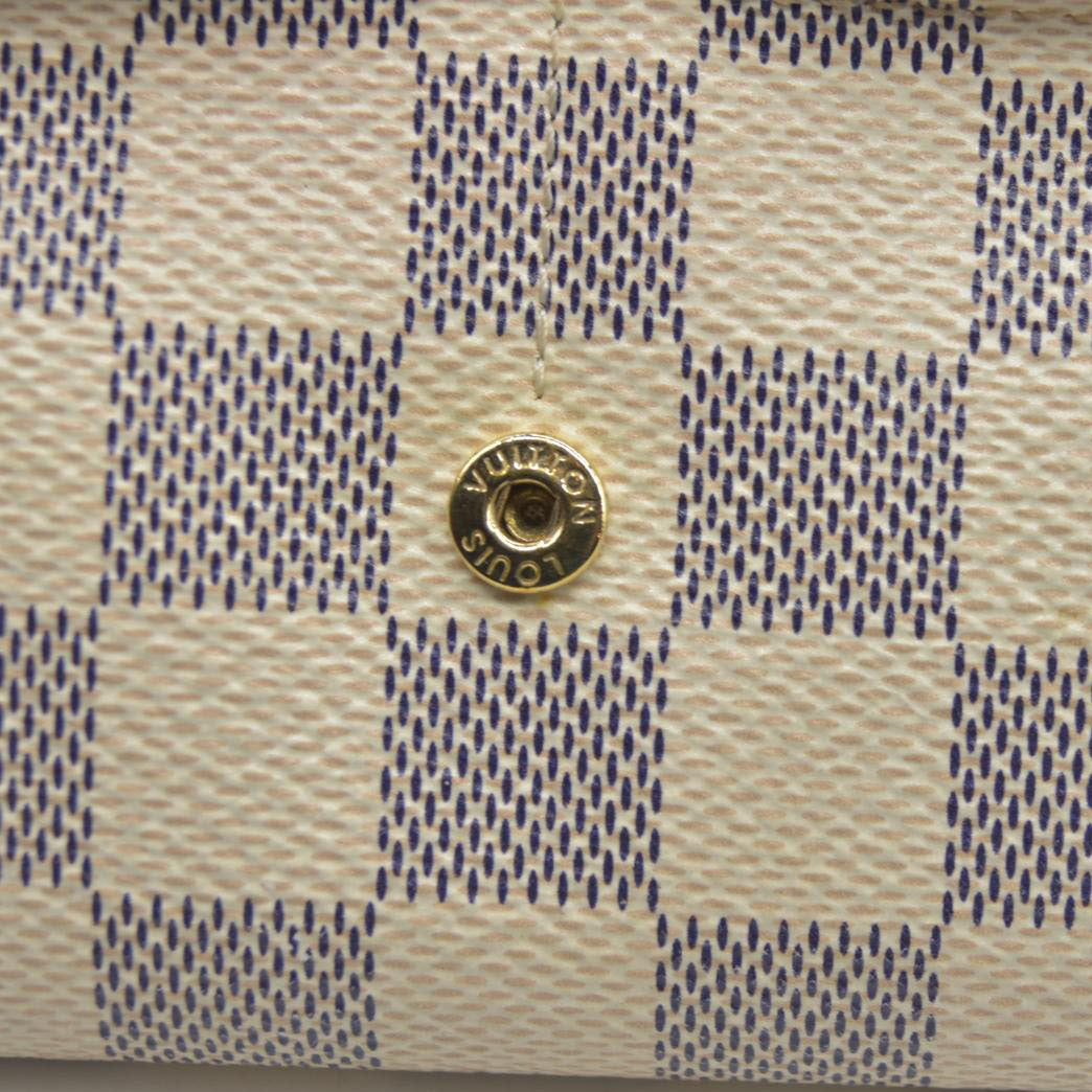 $775 Louis Vuitton Damier Azur Sarah NM Flap Wallet White Canvas SN1195