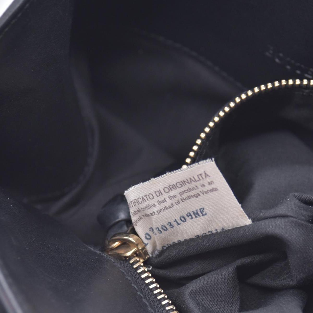 $1250 BOTTEGA VENETA Vintage Smooth Leather Knot Shoulder Bag Black CONSIGNMENT 10021197
