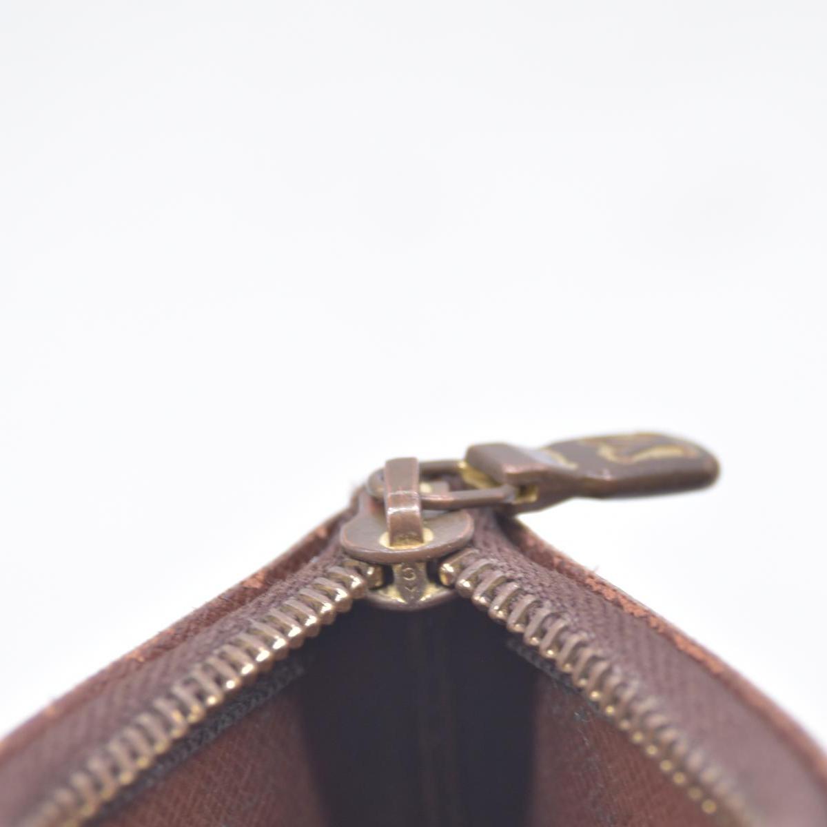 $355 LOUIS VUITTON Monogram Key Pouch Cles CONSIGNMENT 10021445