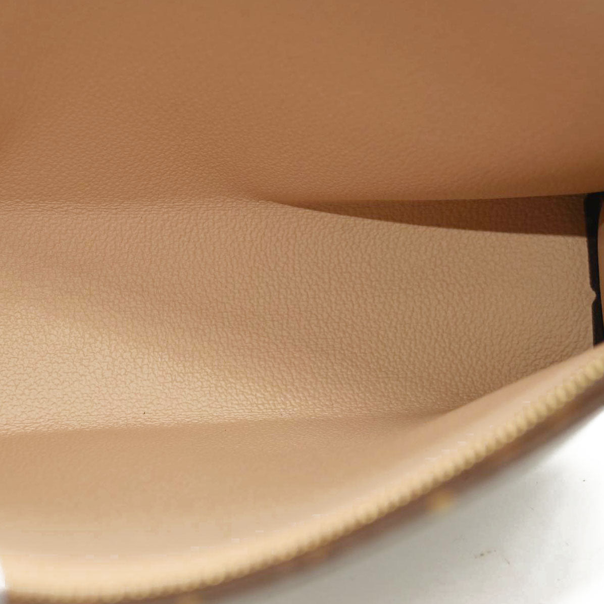 Louis Vuitton Monogram Toiletry Pouch 26 E0