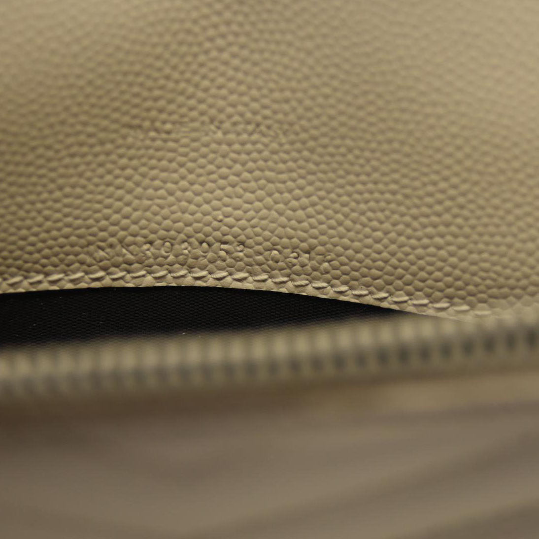 SAINT LAURENT Grain De Poudre Matelasse Chevron Monogram Envelope Chain Wallet Cream