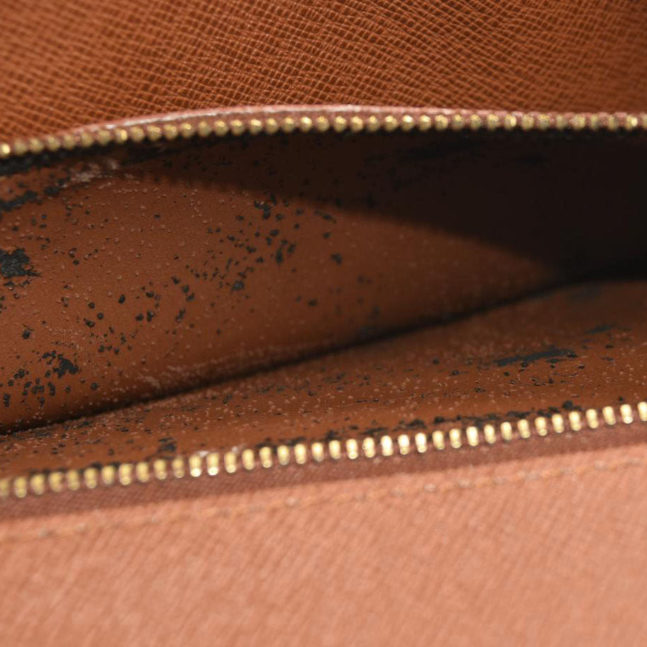 LOUIS VUITTON Monogram Pochette Bordeaux VI0931