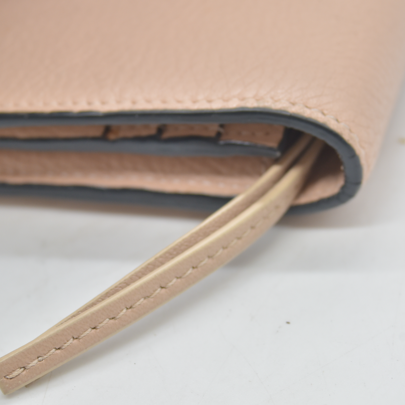 $535 Chloe Alphabet Leather Long Bifold Wallet Purse Beige