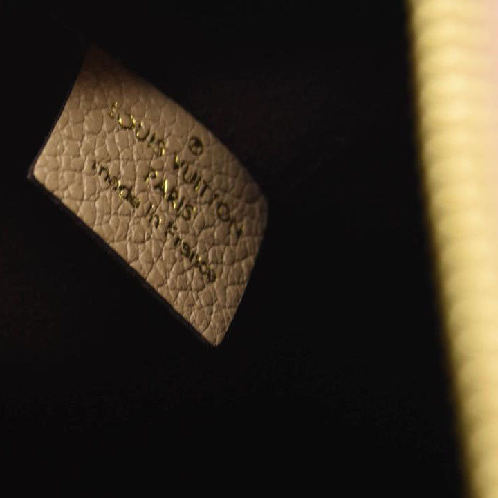 LOUIS VUITTON Empreinte Monogram Giant Neverfull MM Pochette Tourterelle