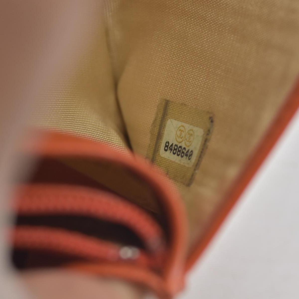 $725 Chanel 2003-2004 Compact Yen Wallet Button Orange CONSIGNMENT