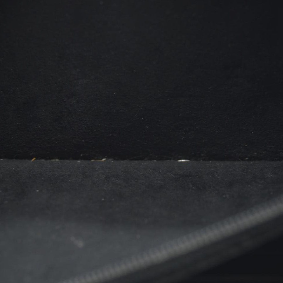 Chanel 2013-2014 Interlocking CC Logo Continental Wallet