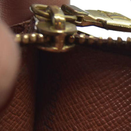 AUCTION $720 Louis Vuitton Monogram Sarah Wallet