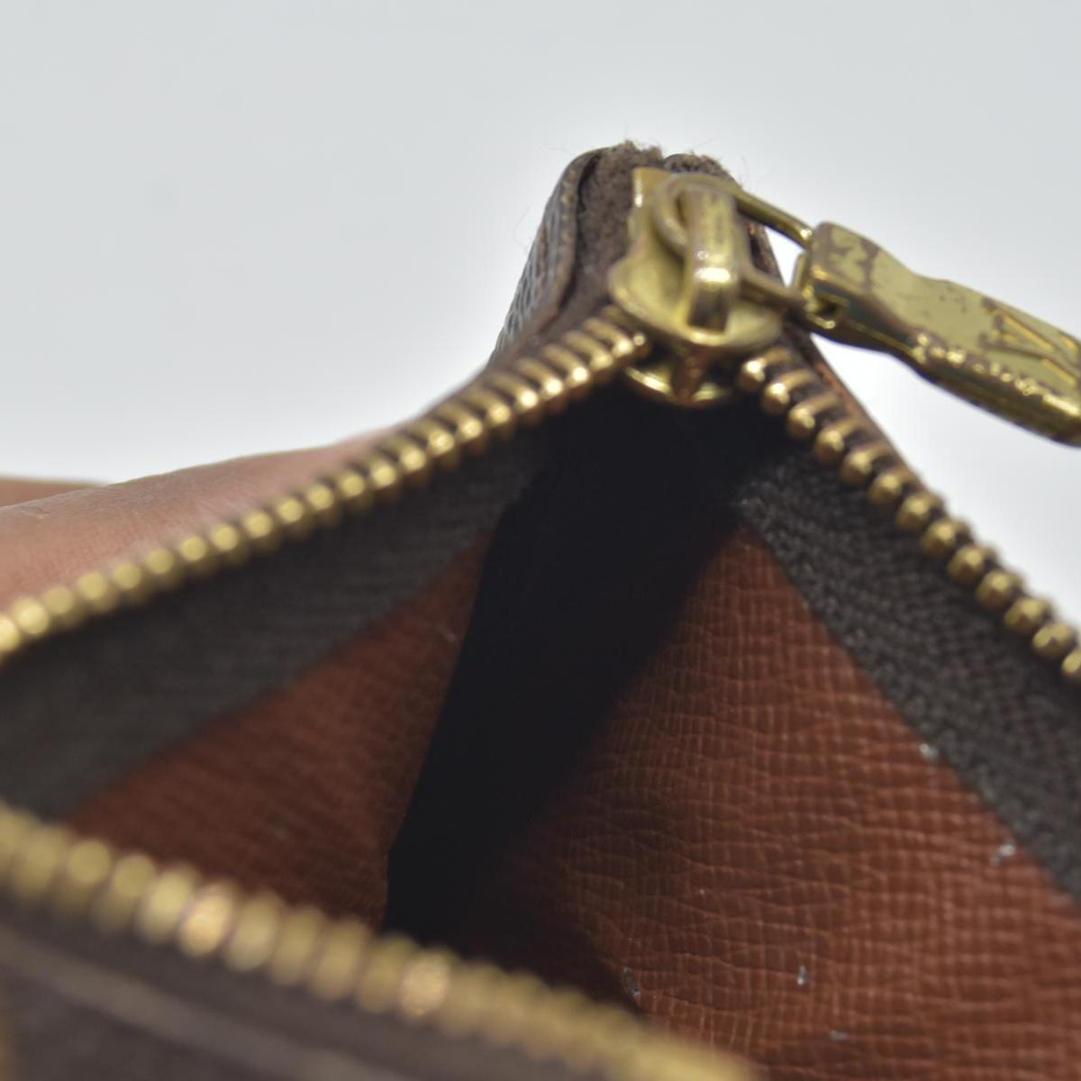$345 Louis Vuitton Monogram Key Pouch