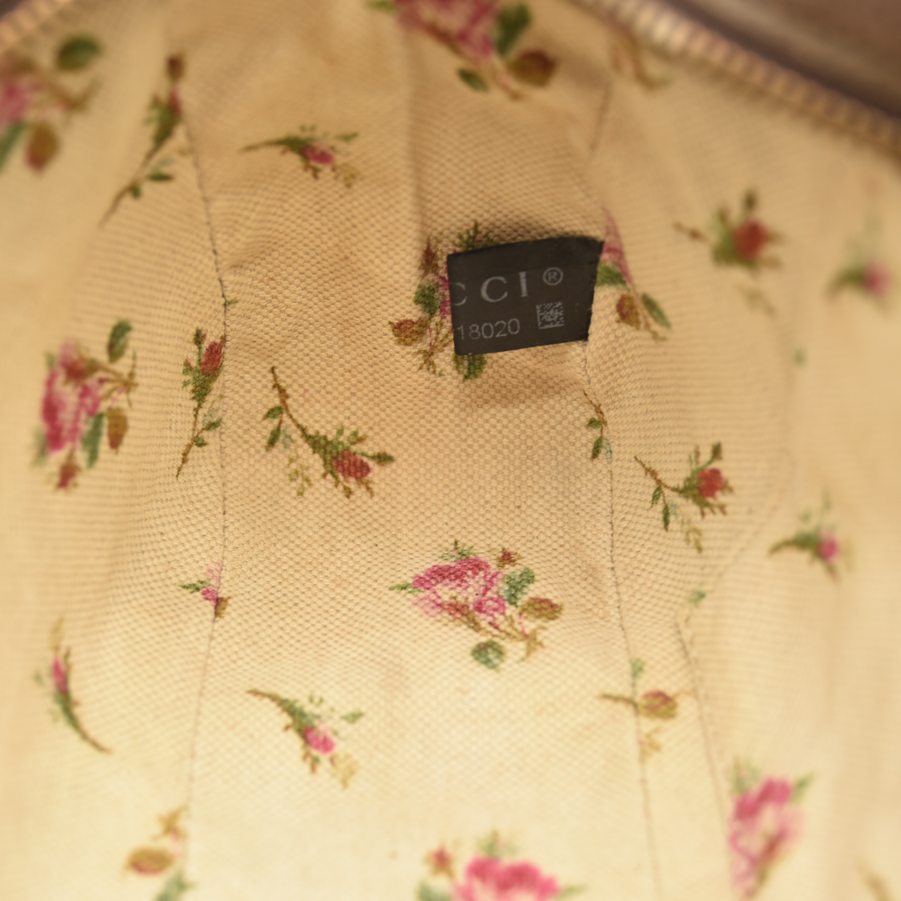 Gucci GG Supreme Monogram Web Neo Vintage Shoulder Bag Beige New Acero Crop