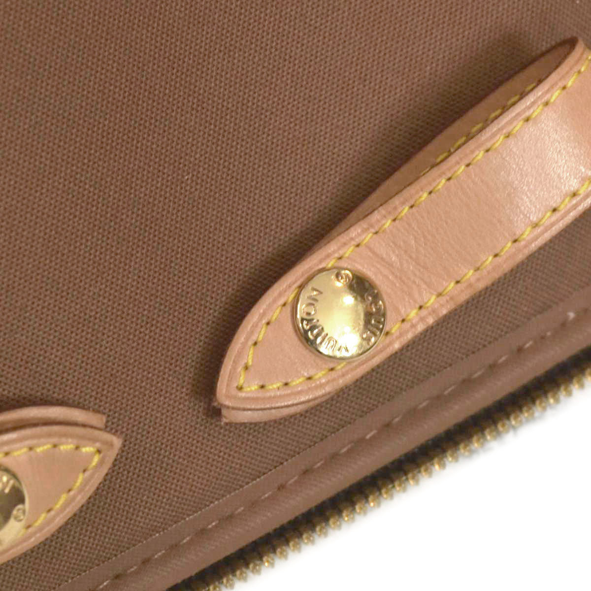 $3870 LOUIS VUITTON Monogram Pegase 60 SP0929