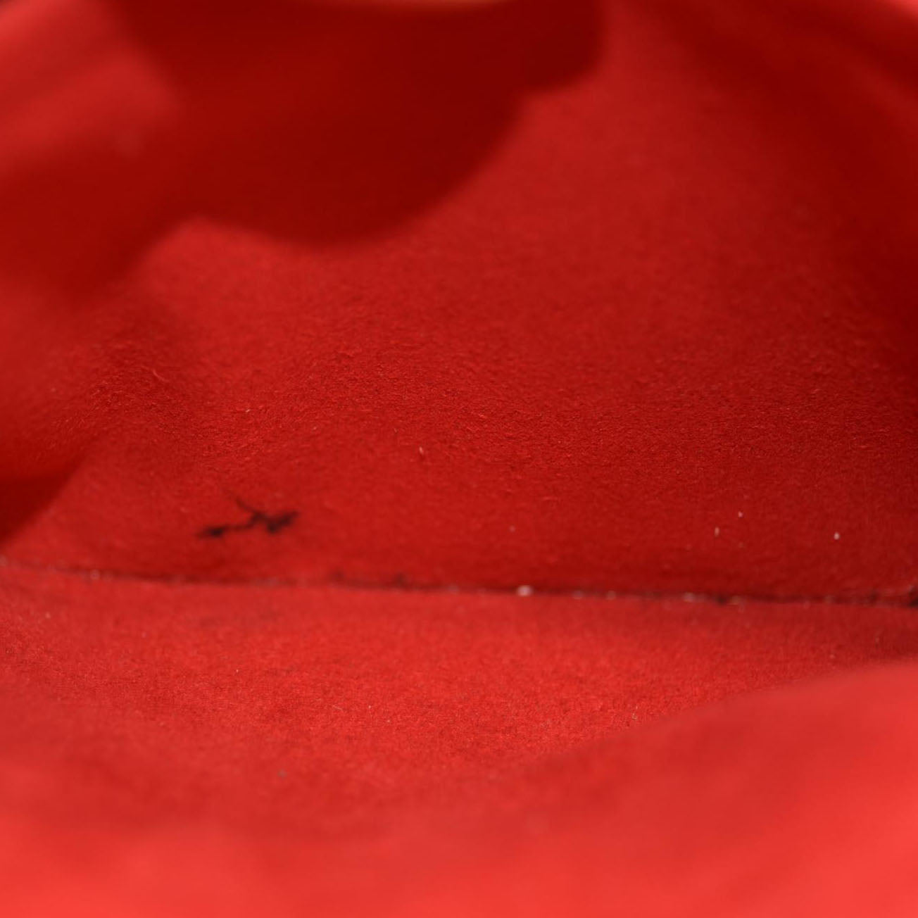 LOUIS VUITTON Monogram Epi Saint Michel Coquelicot CA3187