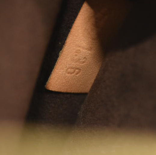 LOUIS VUITTON Monogram Pochette Metis DU2136