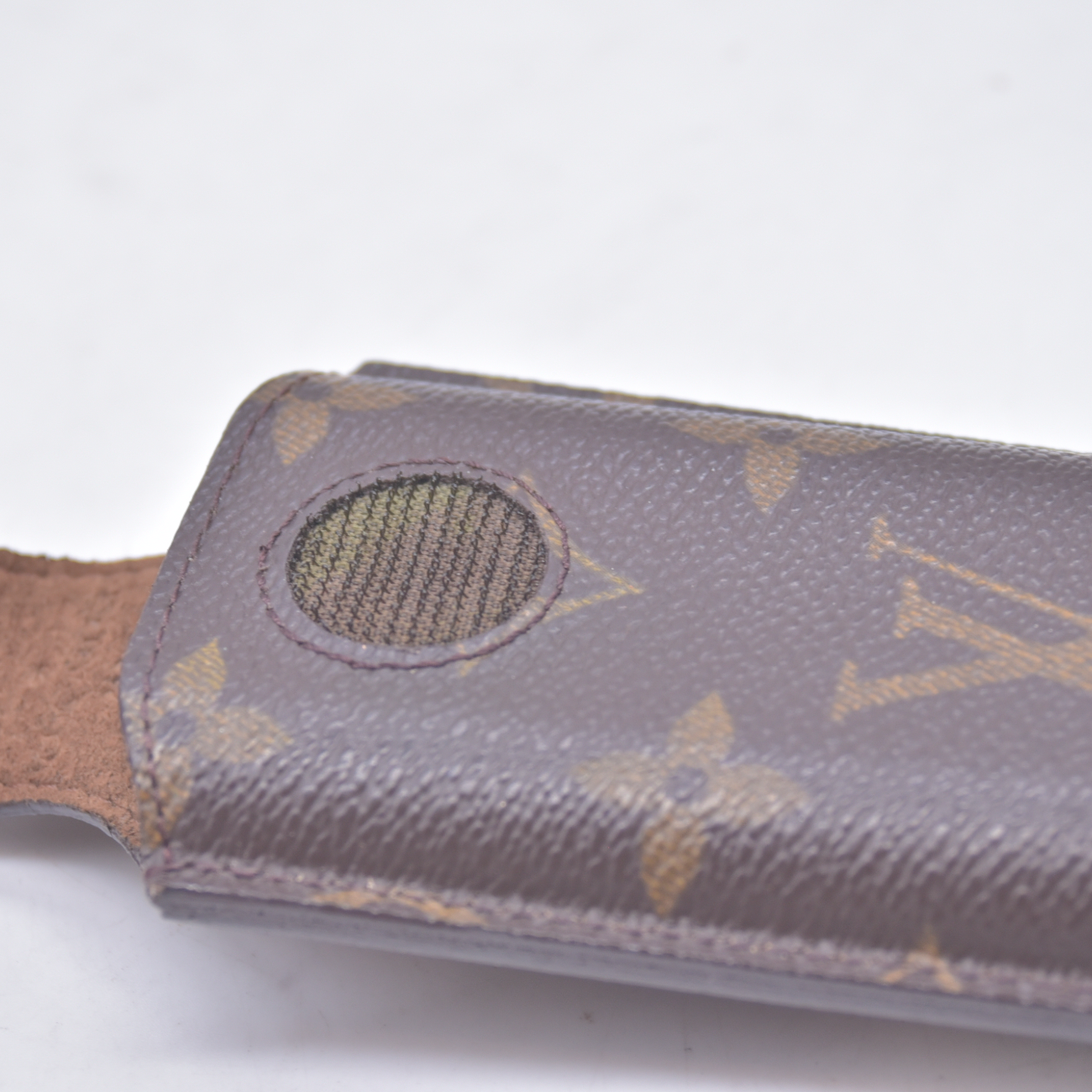 Louis Vuitton Etui Telephone International Monogram Phone Case Brown