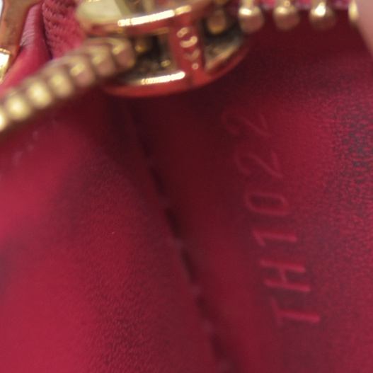 $840 2002 LOUIS VUITTON Monogram Vernis Portefeuille Sarah Long Wallet TH1022