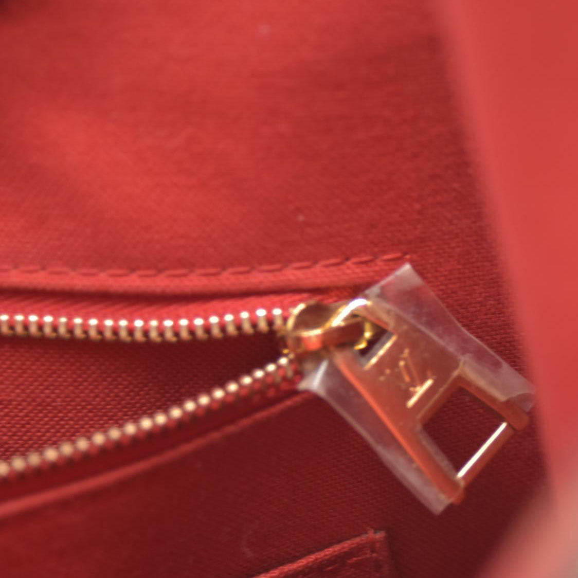 Louis Vuitton Reverse Monogram Giant Onthego MM