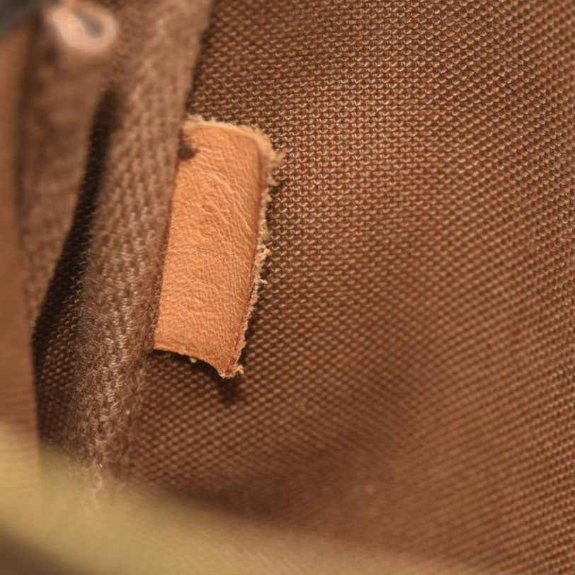 LOUIS VUITTON Monogram Pochette Accessories NM VI1929