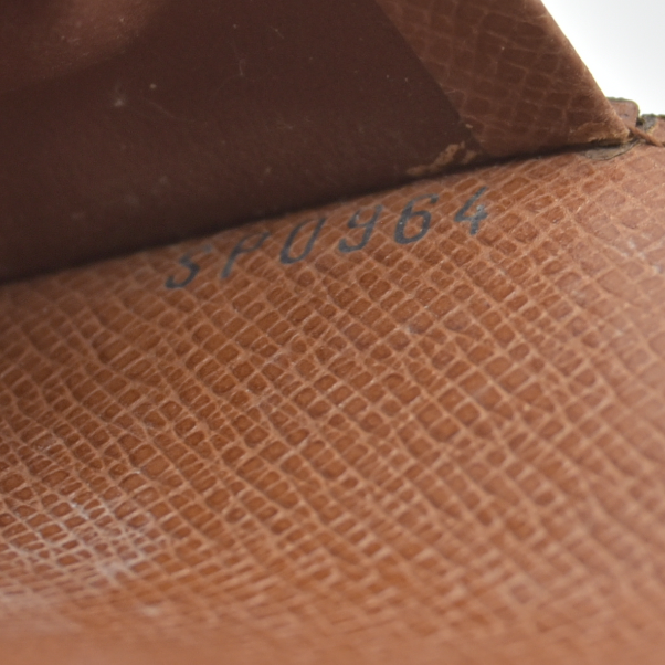 $755 1994 LOUIS VUITTON Monogram Medium Ring Agenda Cover SP0964
