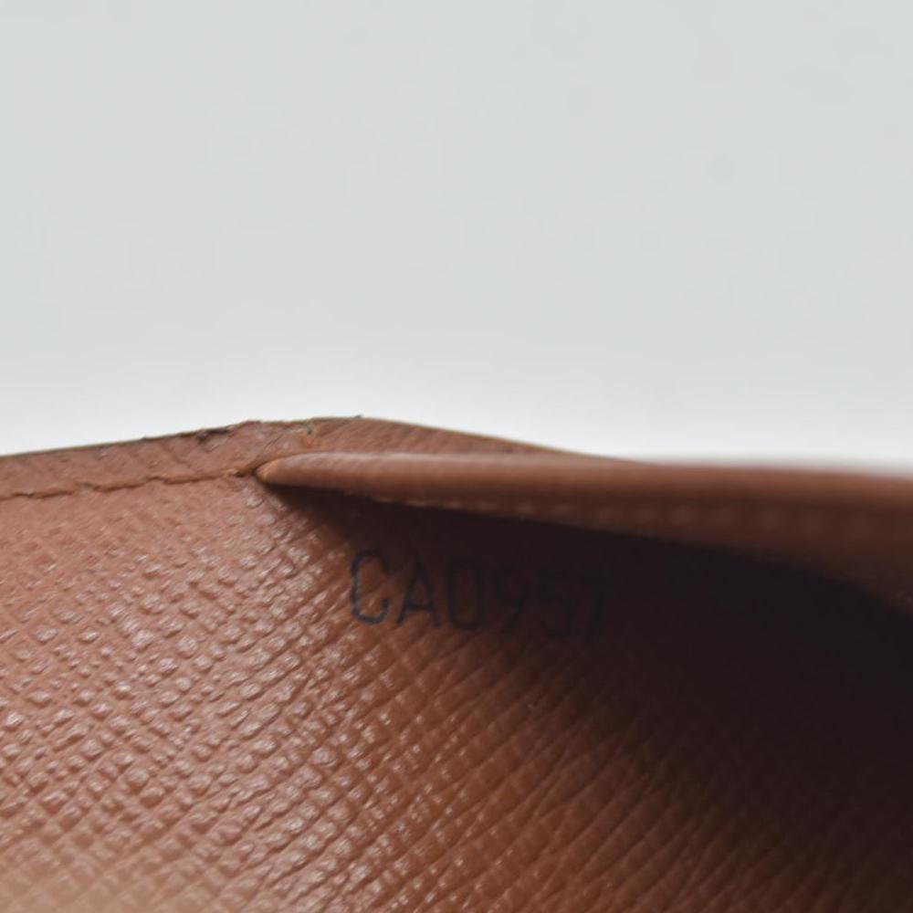 $445 Louis Vuitton Epi Small Ring Agenda Cover Brown CONSIGNMENT