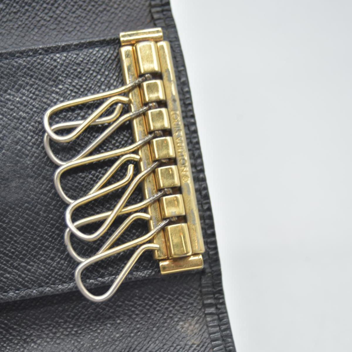 $445 Louis Vuitton Epi 6 Key Multicles Key Holder Black CA0043