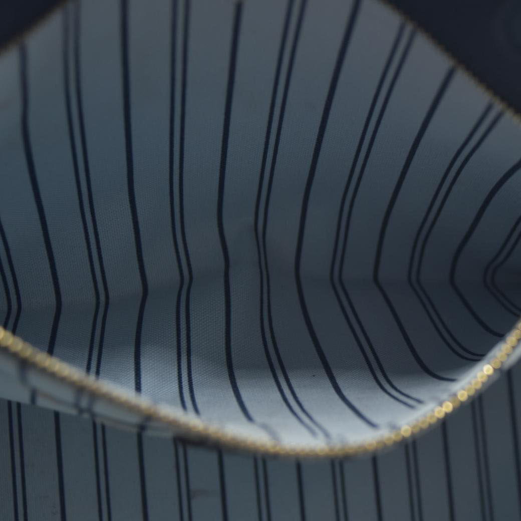 Louis Vuitton Raffia Calfskin Monogram Giant Onthego MM Blue