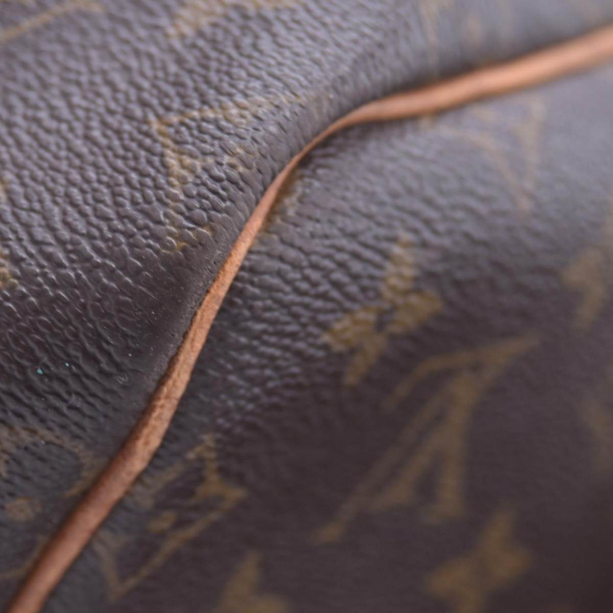 $2170 1982 Louis Vuitton Monogram Keepall 55 MI882