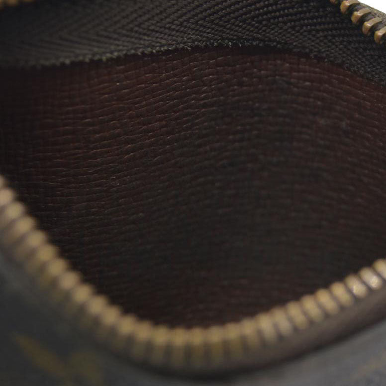 AUCTION $345 Louis Vuitton Monogram Key Pouch