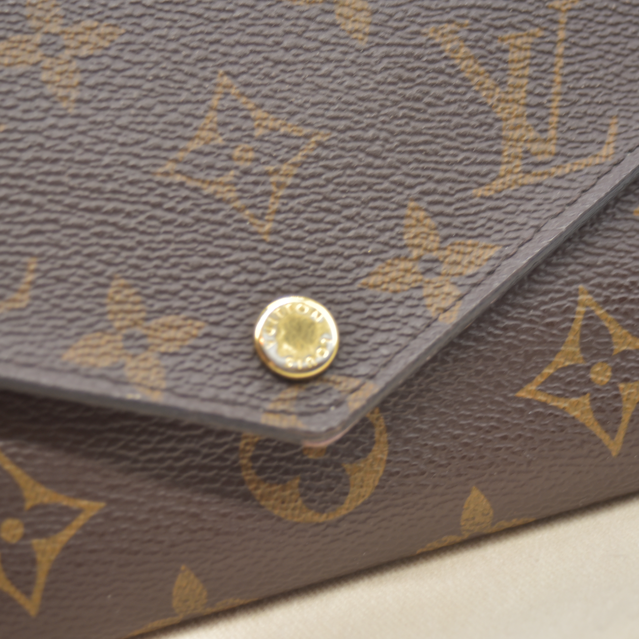 $720 2016 Louis Vuitton Monogram Monogram Jeanne Wallet Rose Ballerine with inserts CA3196