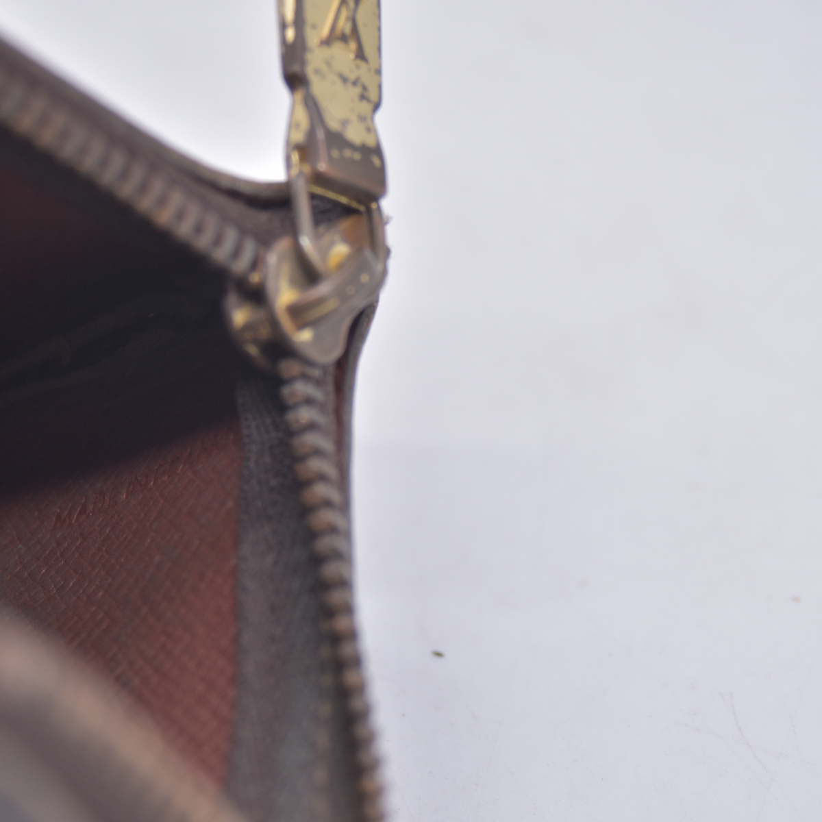 $355 Louis Vuitton Monogram Pochette Cles Wallet Coin Purse Brown 0950ET 10021013