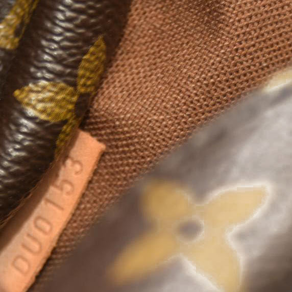 LOUIS VUITTON Monogram Totally MM DU0153