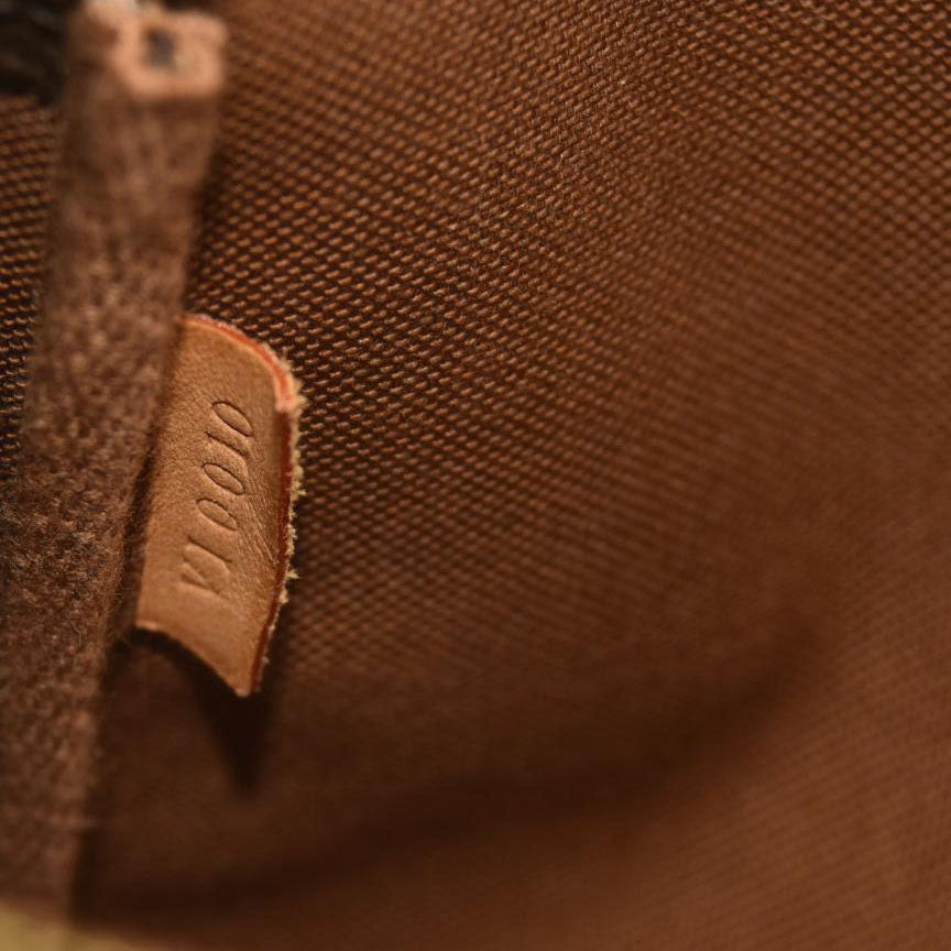 Louis Vuitton Monogram Pochette Accessories VI0010